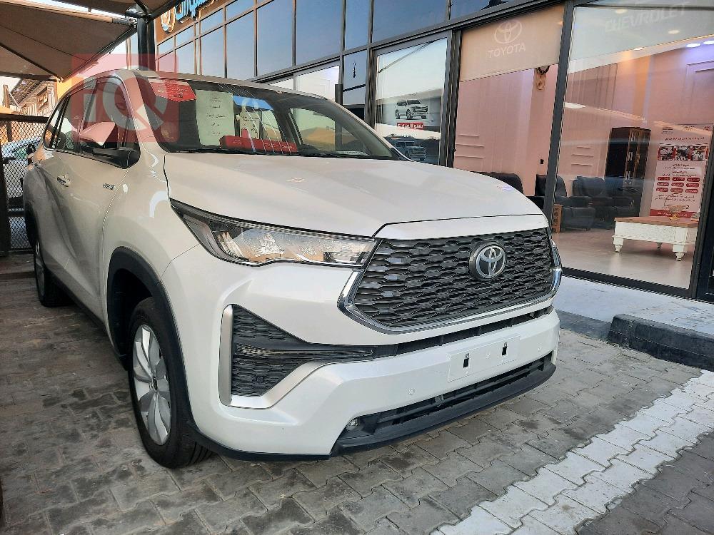 تۆیۆتا ئینۆڤا